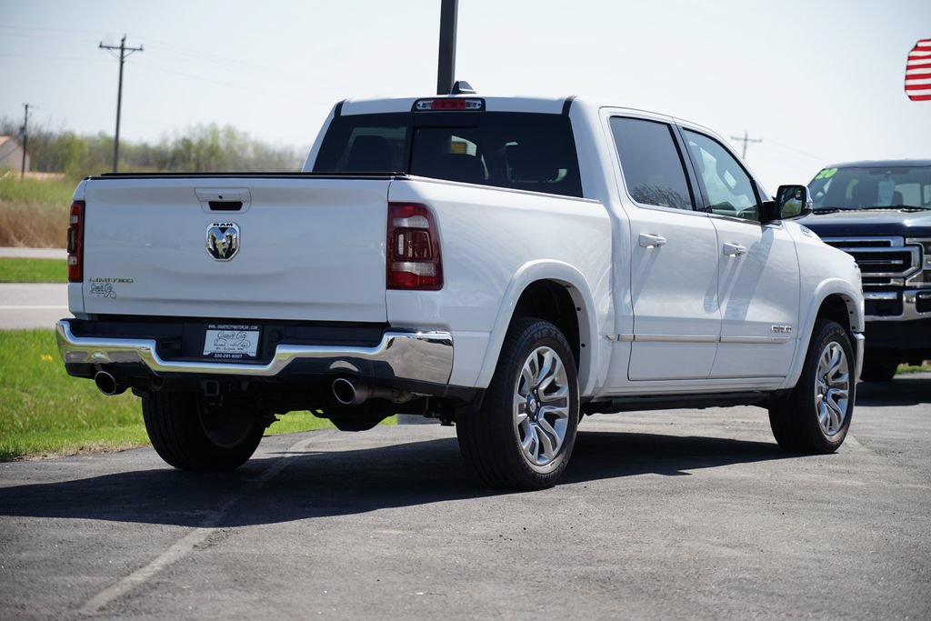 Used 2023 RAM 1500 Limited AWD/4WD image 3