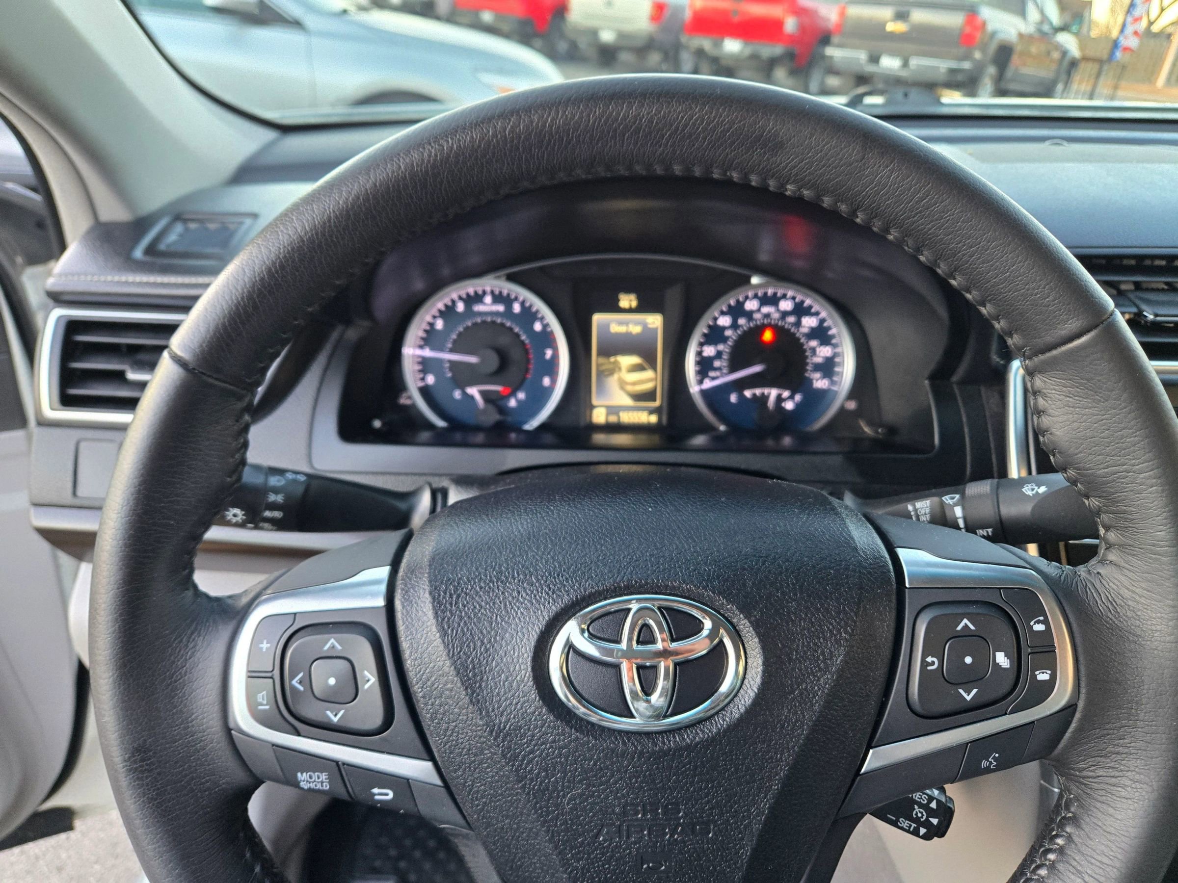 Used 2017 Toyota Camry XLE image 38