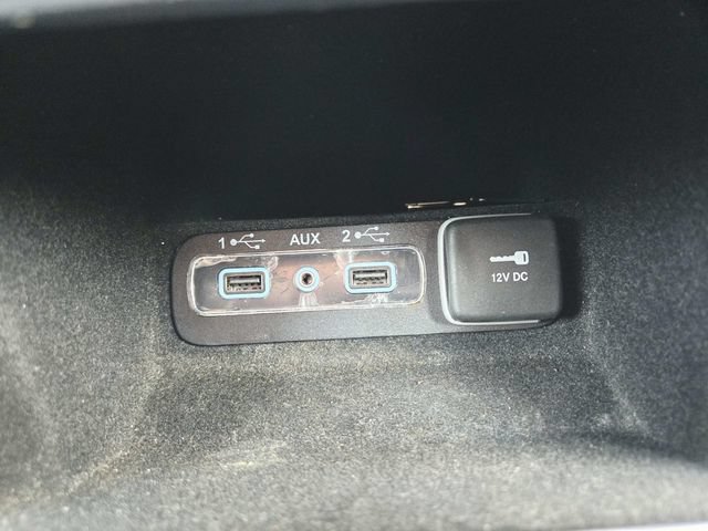 Used 2020 Jeep Grand Cherokee Overland AWD/4WD image 30