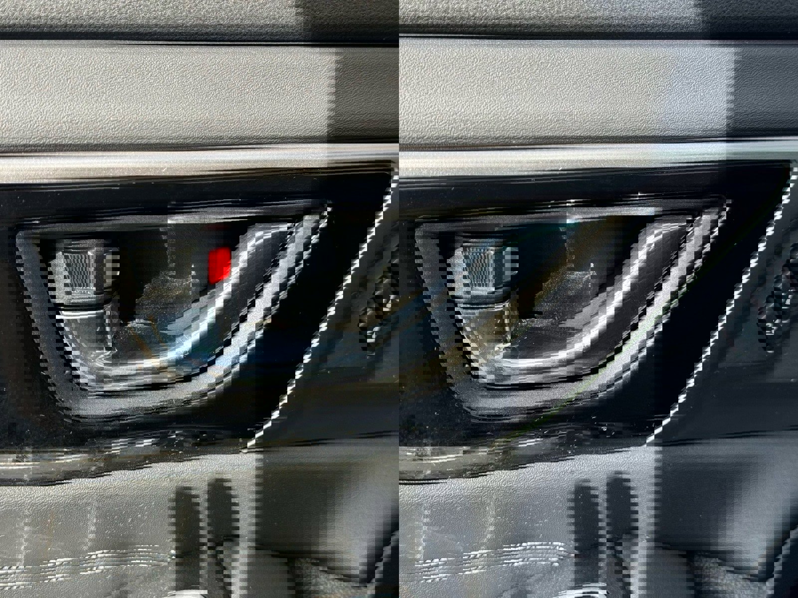 Used 2021 Subaru Outback Limited w/ Popular Package #2 image 21