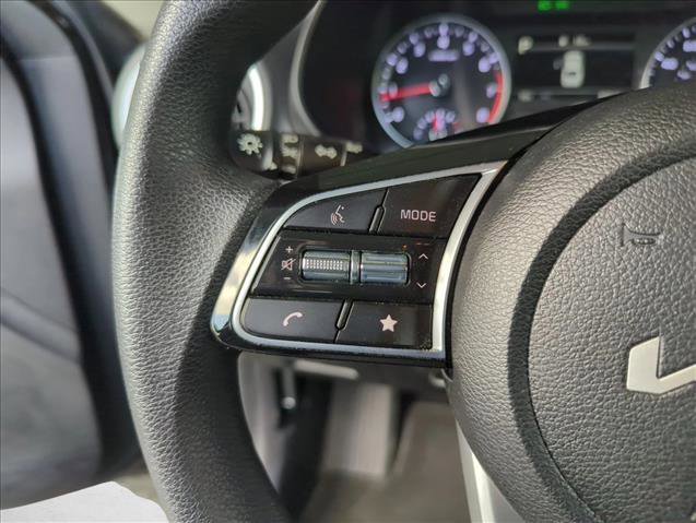 Used 2023 Kia Forte LXS w/ LXS Technology Package image 12