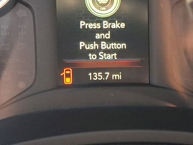 Used 2024 RAM 2500 Tradesman w/ Chrome Appearance Group image 19