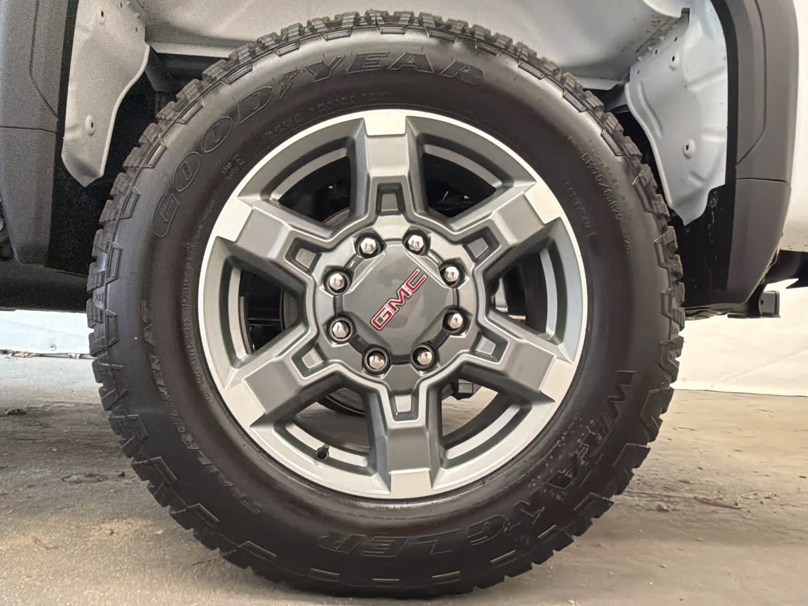 New 2026 GMC Sierra 2500 SLE w/ SLE Value Package; AWD/4WD image 12