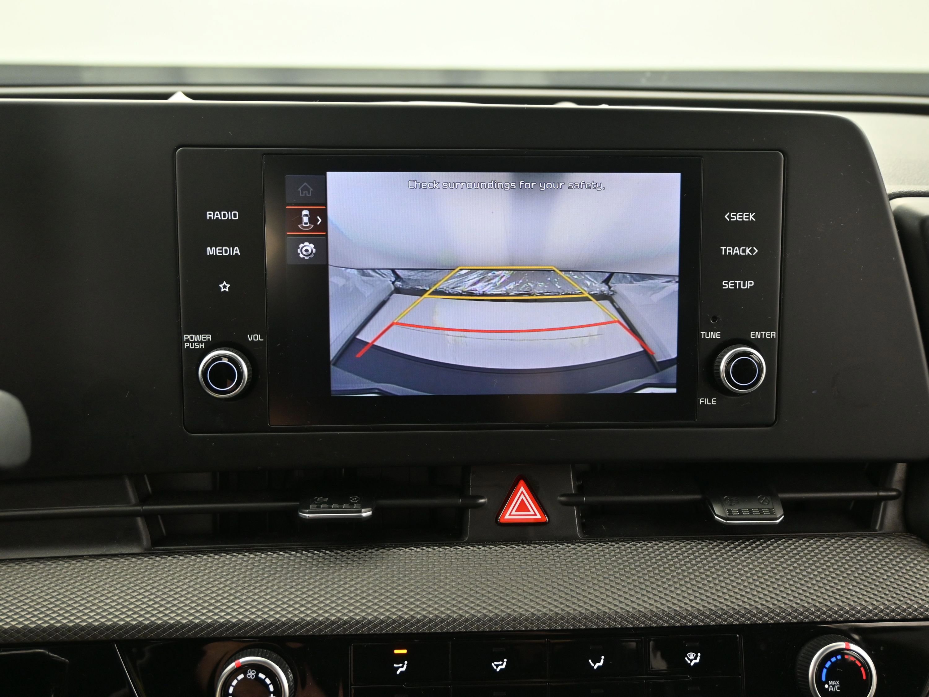 Used 2023 Kia Sportage LX image 20