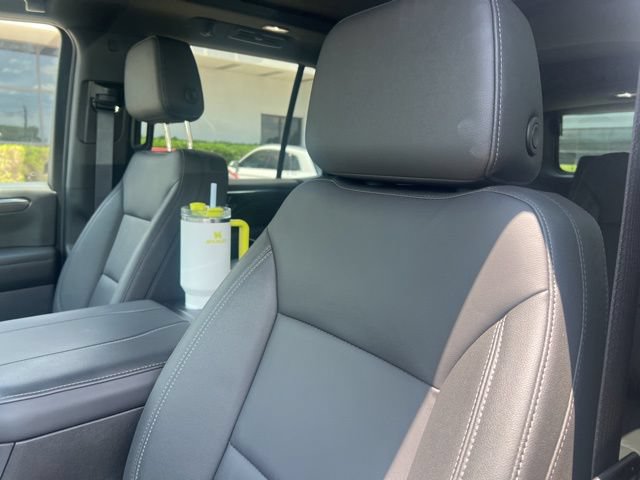 Used 2026 Chevrolet Tahoe Z71 w/ Comfort Package AWD/4WD image 9