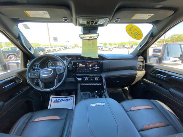 Used 2024 GMC Sierra 2500 AT4 w/ AT4 Premium Plus Package AWD/4WD image 15