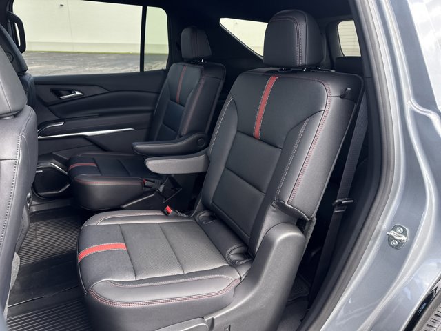 New 2026 Chevrolet Traverse RS w/ LPO, Floor Liner Package image 25