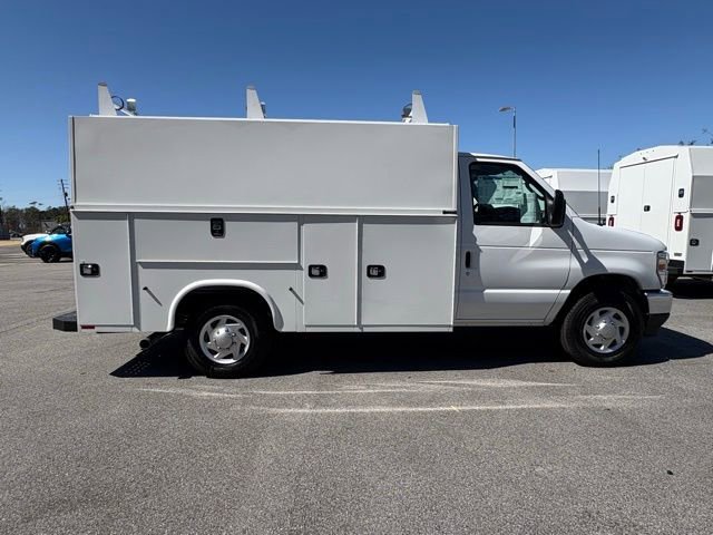 New 2025 Ford E-350 and Econoline 350 Super Duty w/ Power Equipment Group image 8