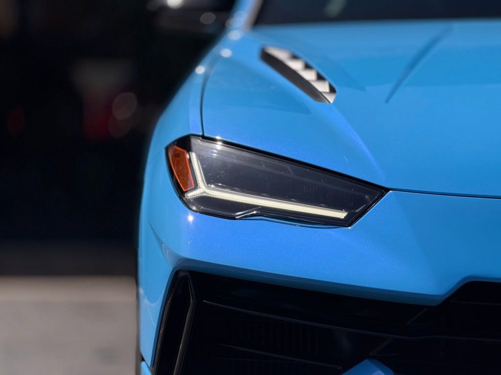 Used 2024 Lamborghini Urus S image 4