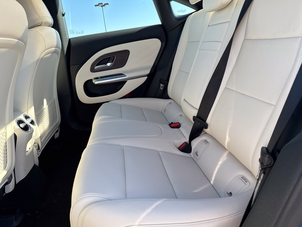 New 2027 Mercedes-Benz CLA 250+ image 32