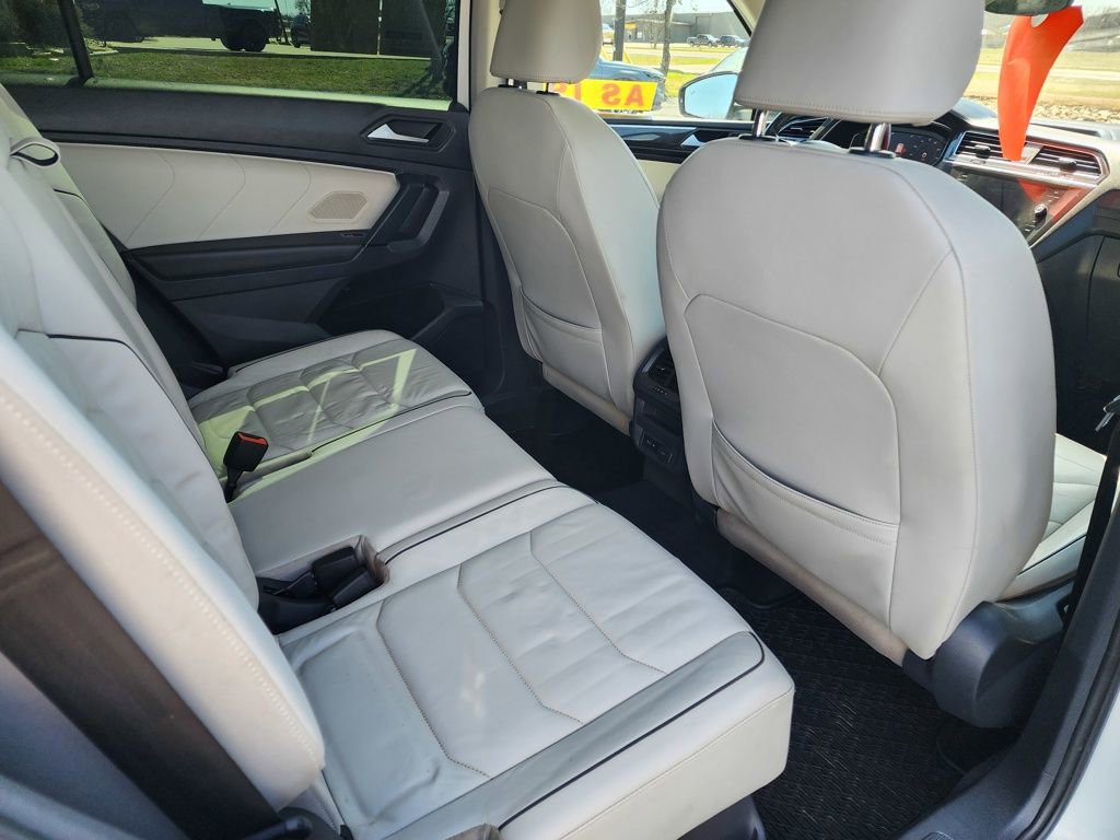 Used 2019 Volkswagen Tiguan SEL Premium image 20