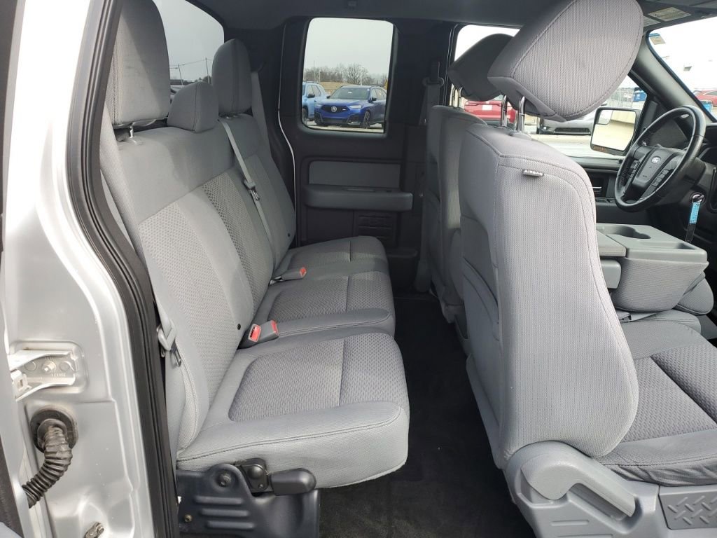 Used 2013 Ford F150 XLT w/ Mid Equipment Group image 27