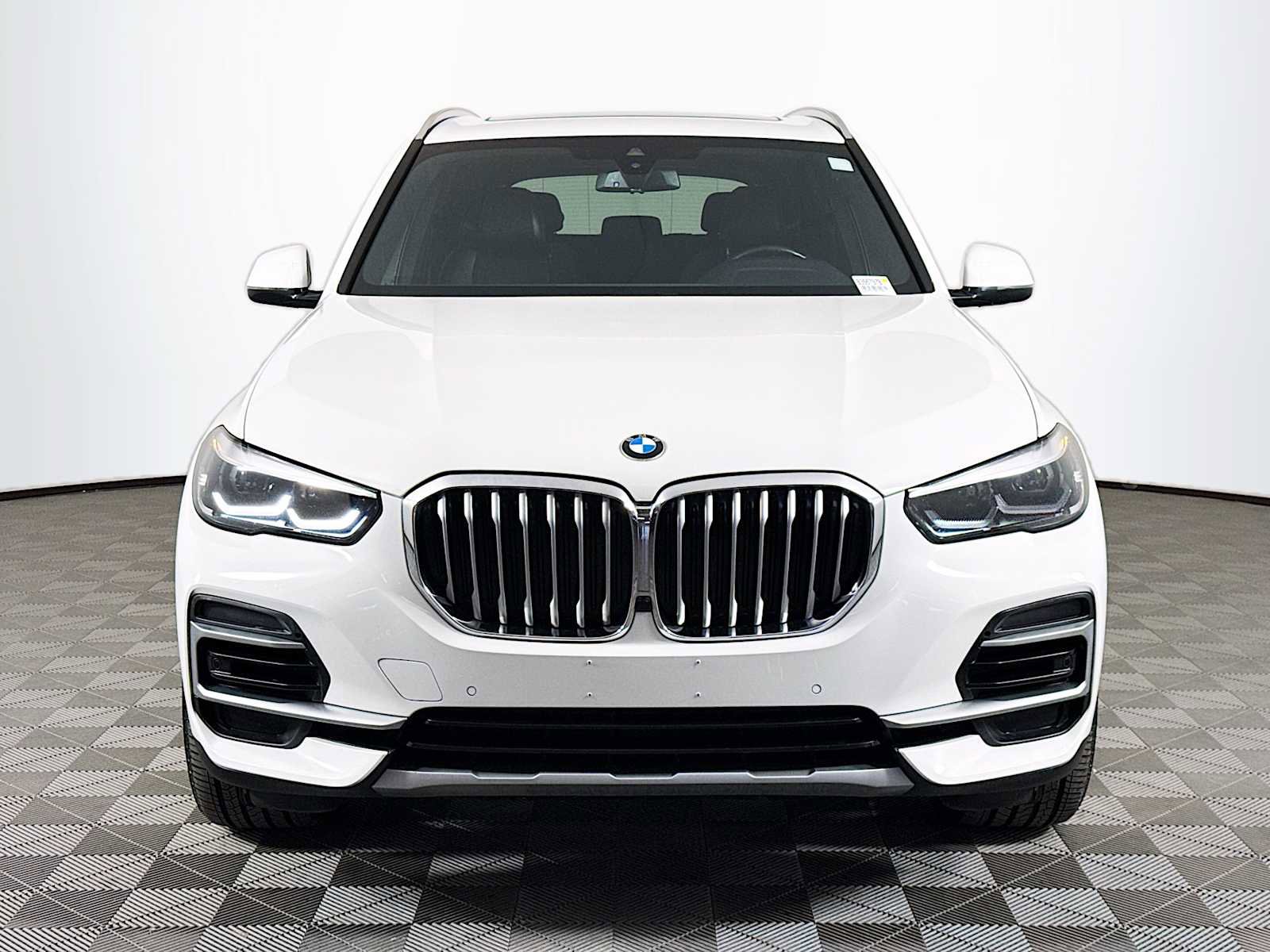 Used 2022 BMW X5 xDrive40i image 2