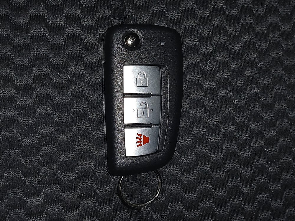 Used 2020 Nissan Rogue Sport S FWD image 32