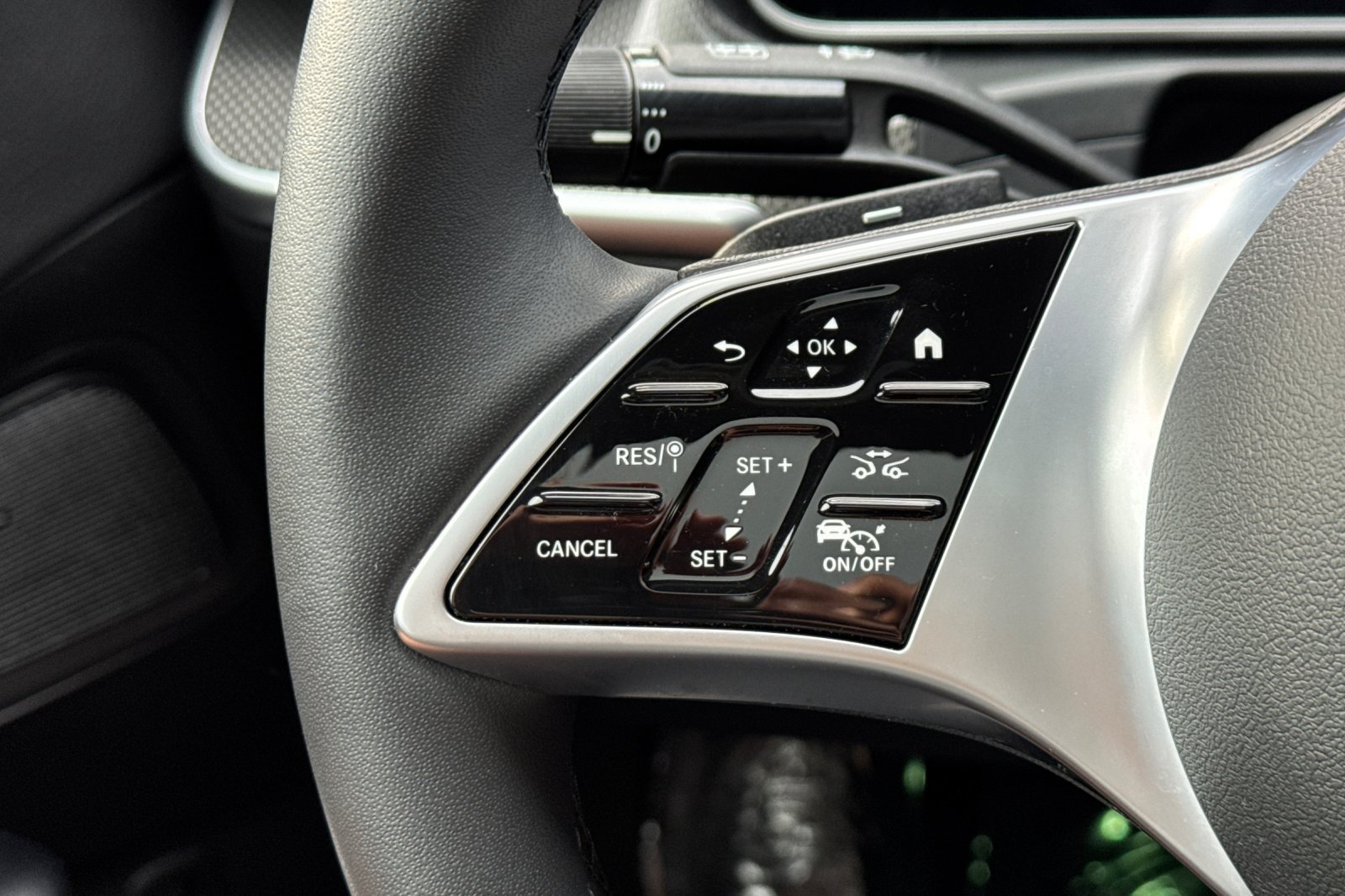 Certified 2026 Mercedes-Benz C 300 Sedan image 29