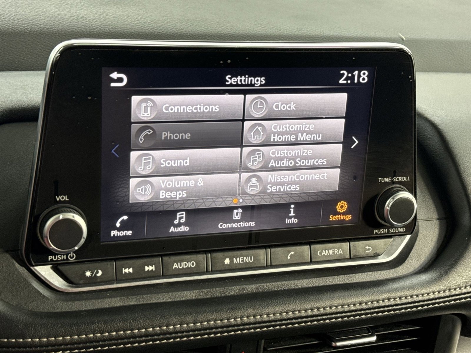 Used 2024 Nissan Rogue SV image 21