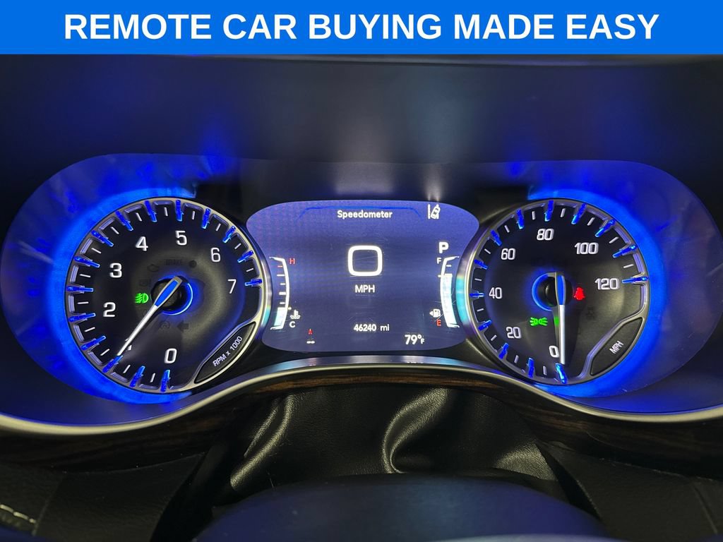 Used 2024 Chrysler Pacifica Limited FWD image 7
