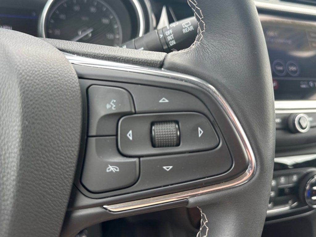 Used 2023 Buick Encore GX Select image 15
