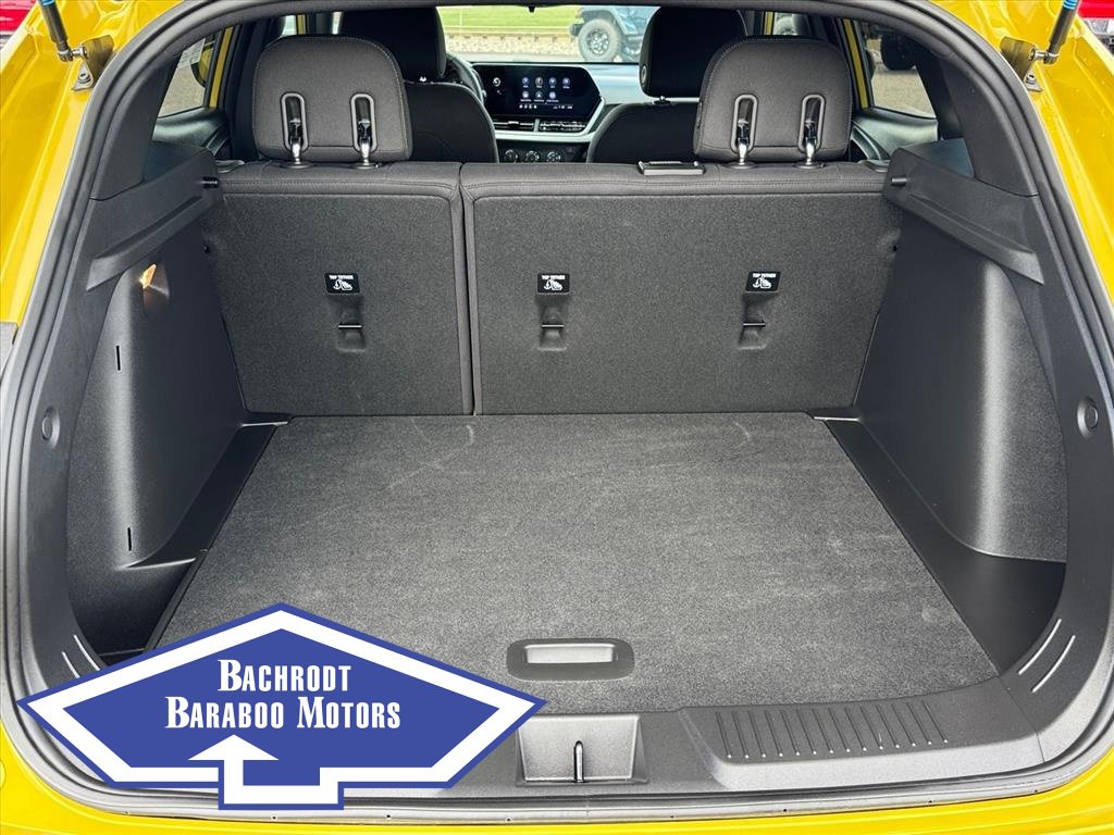 Used 2024 Chevrolet Trax RS w/ Driver Confidence Package image 7