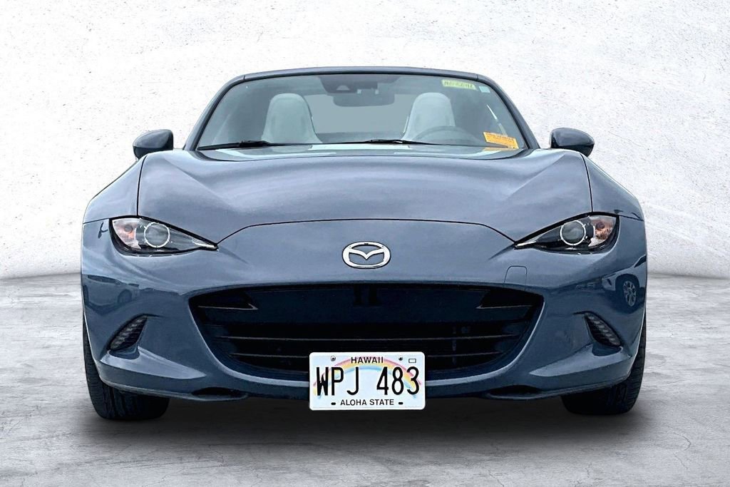 Used 2021 MAZDA MX-5 Miata RF Grand Touring RWD image 3
