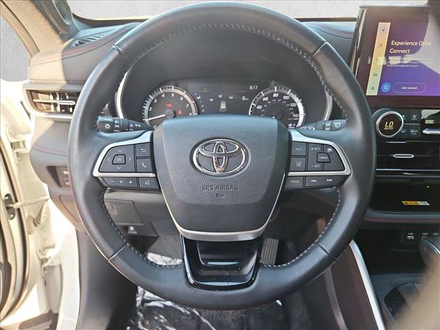 Used 2024 Toyota Highlander XSE AWD/4WD image 14