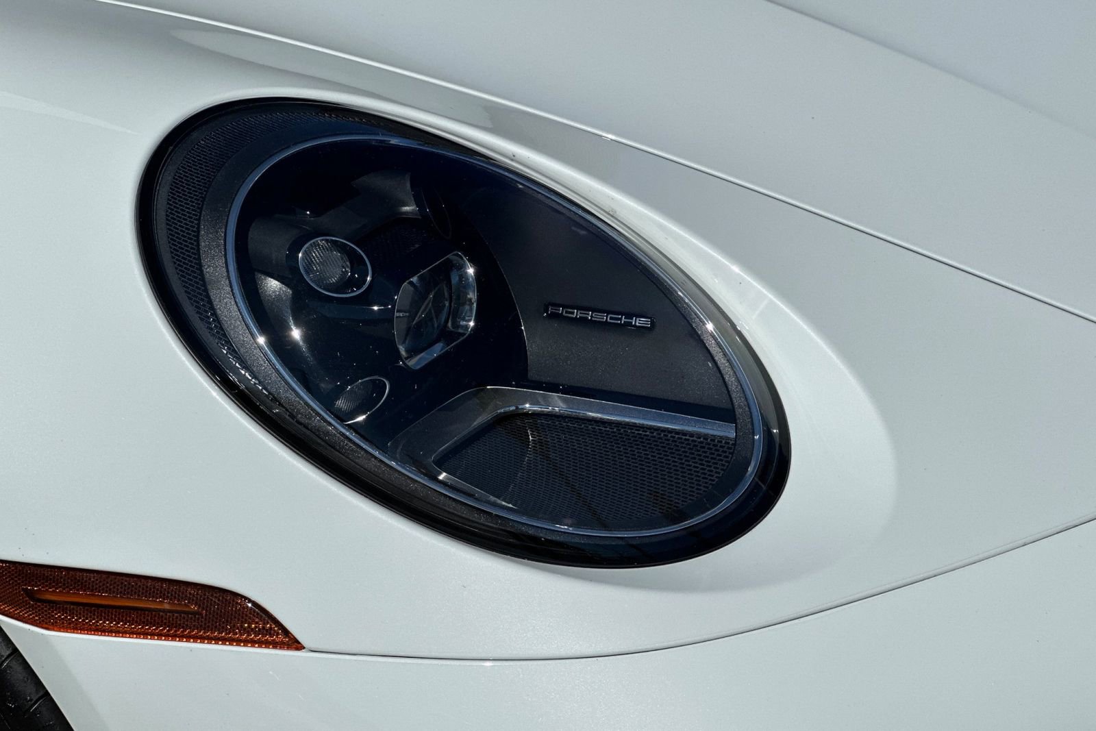 Certified 2022 Porsche 911 Carrera image 36