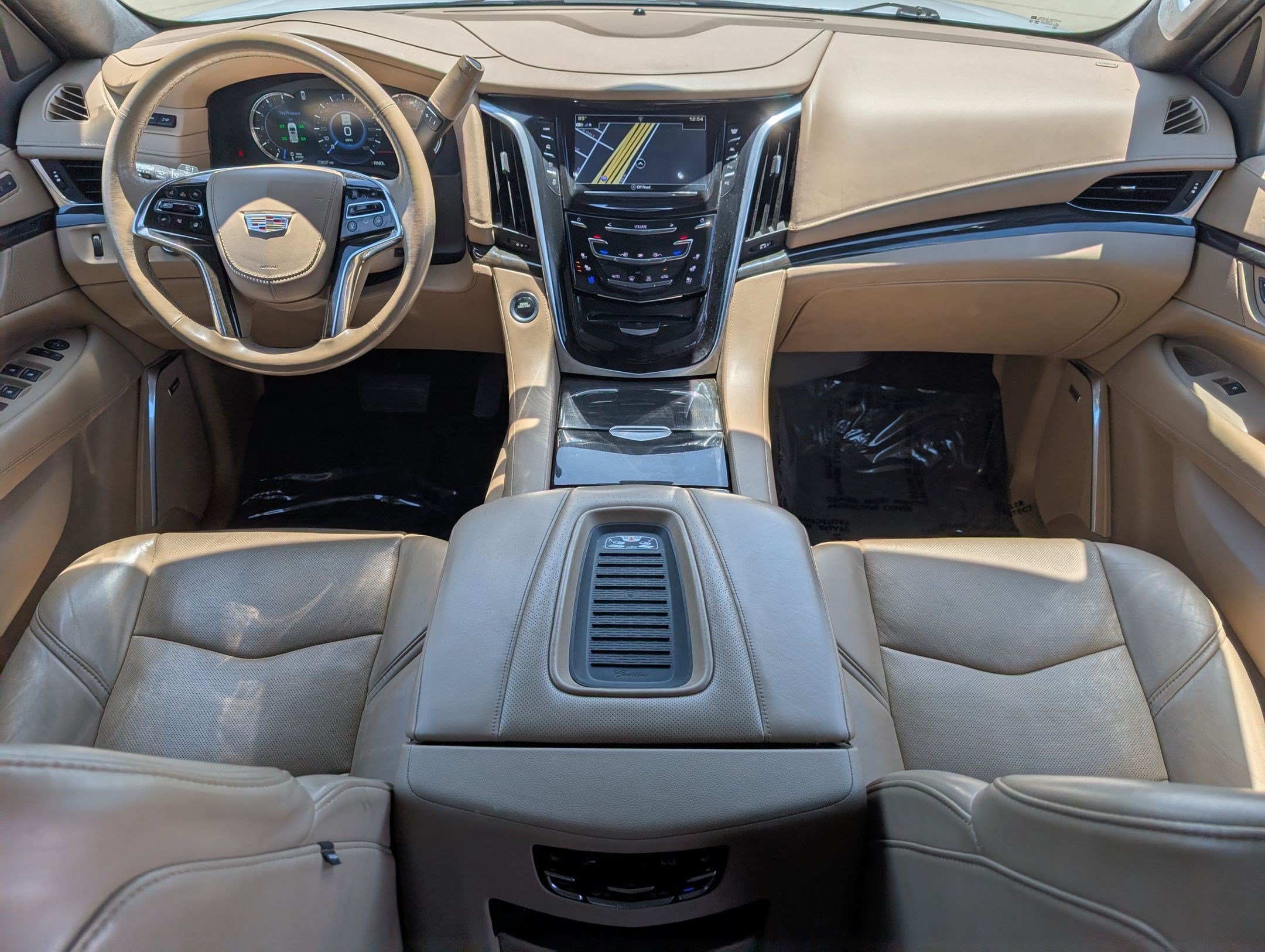 Certified 2020 Cadillac Escalade Platinum AWD/4WD image 27
