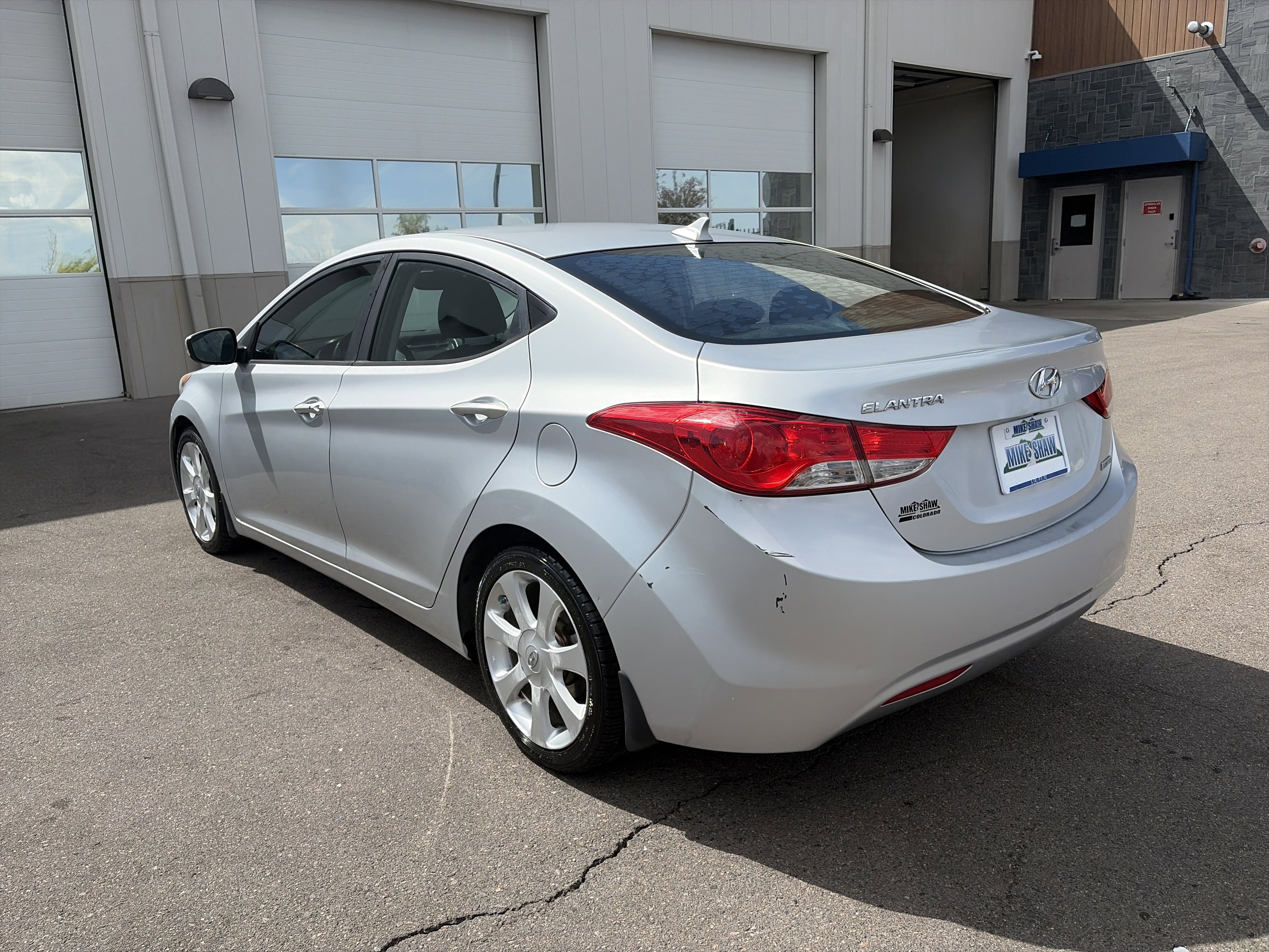 Used 2013 Hyundai Elantra Limited w/ Technology Pkg FWD image 5