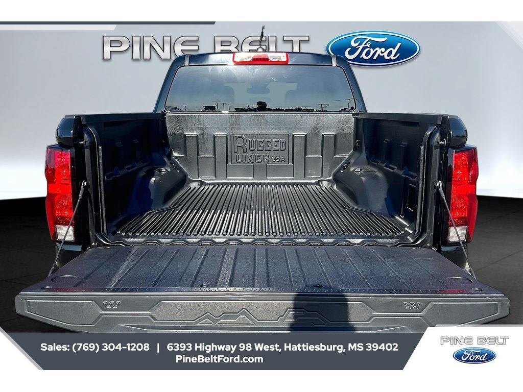 Used 2024 Chevrolet Colorado W/T RWD image 12