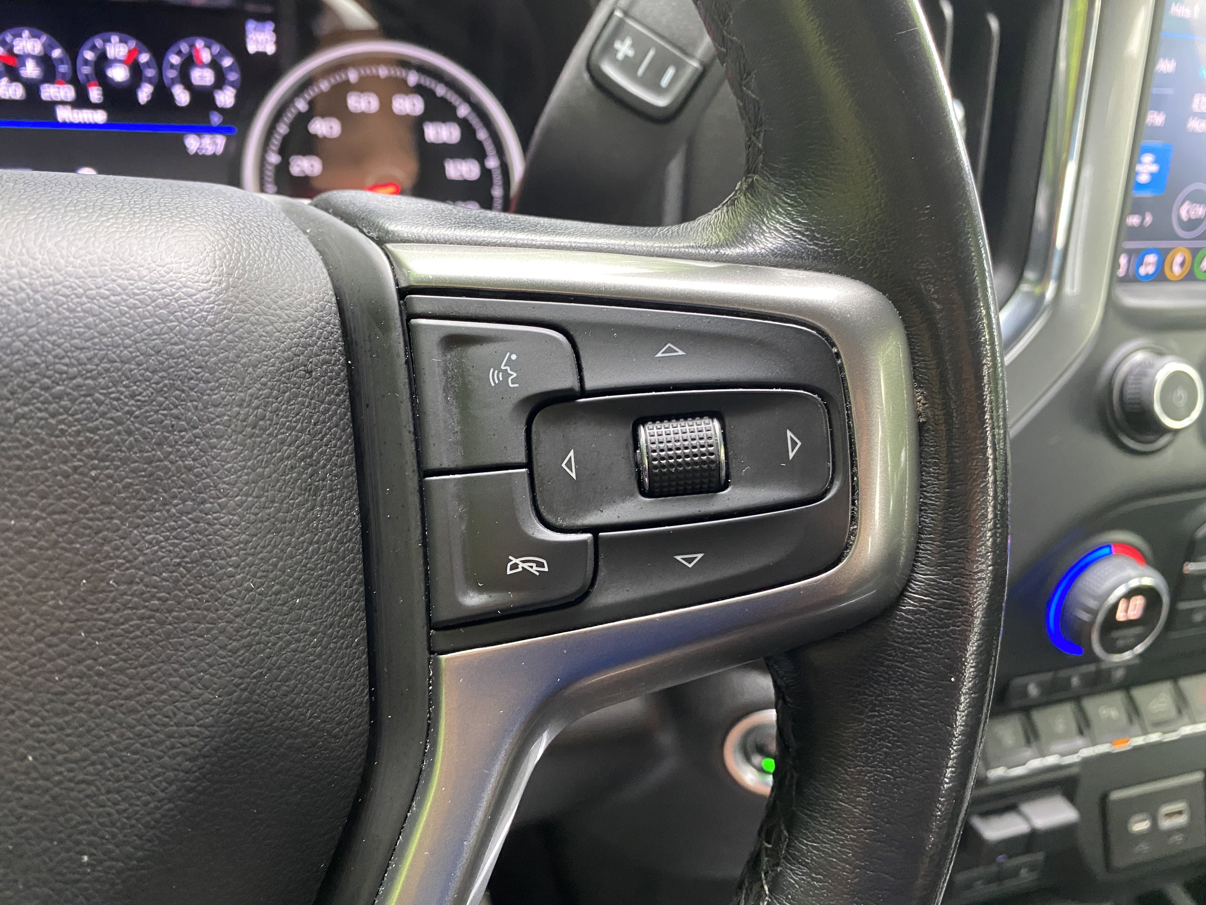 Used 2022 Chevrolet Silverado 2500 LTZ w/ LTZ Premium Package AWD/4WD image 21
