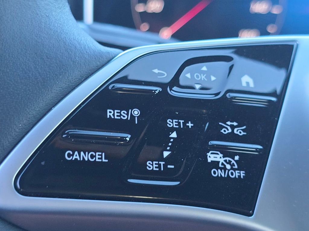 Used 2026 Mercedes-Benz C 300 4MATIC Sedan image 33