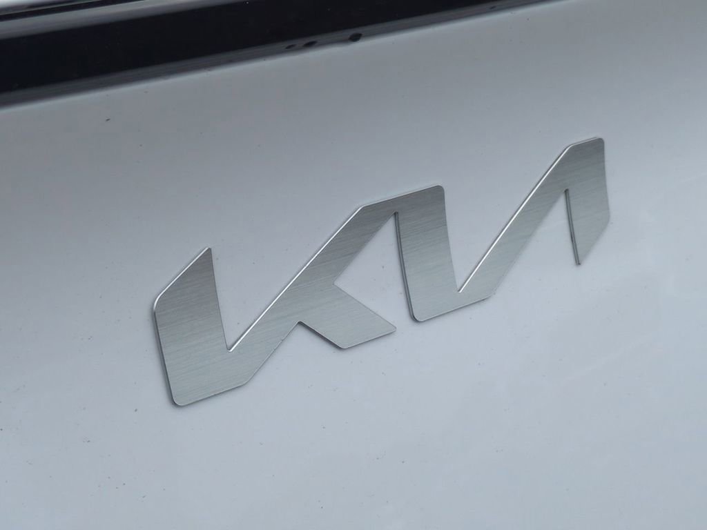 New 2026 Kia Sportage LX w/ LX Convenience Package FWD image 30