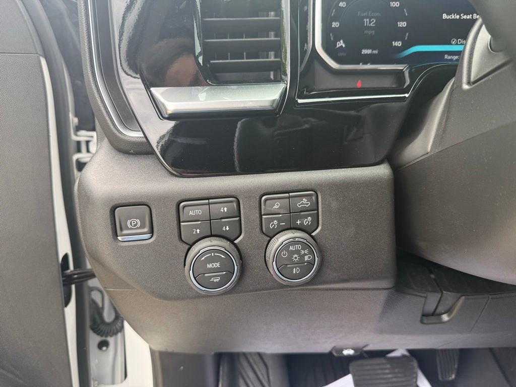 Used 2026 Chevrolet Silverado 1500 RST w/ Safety Package AWD/4WD image 35