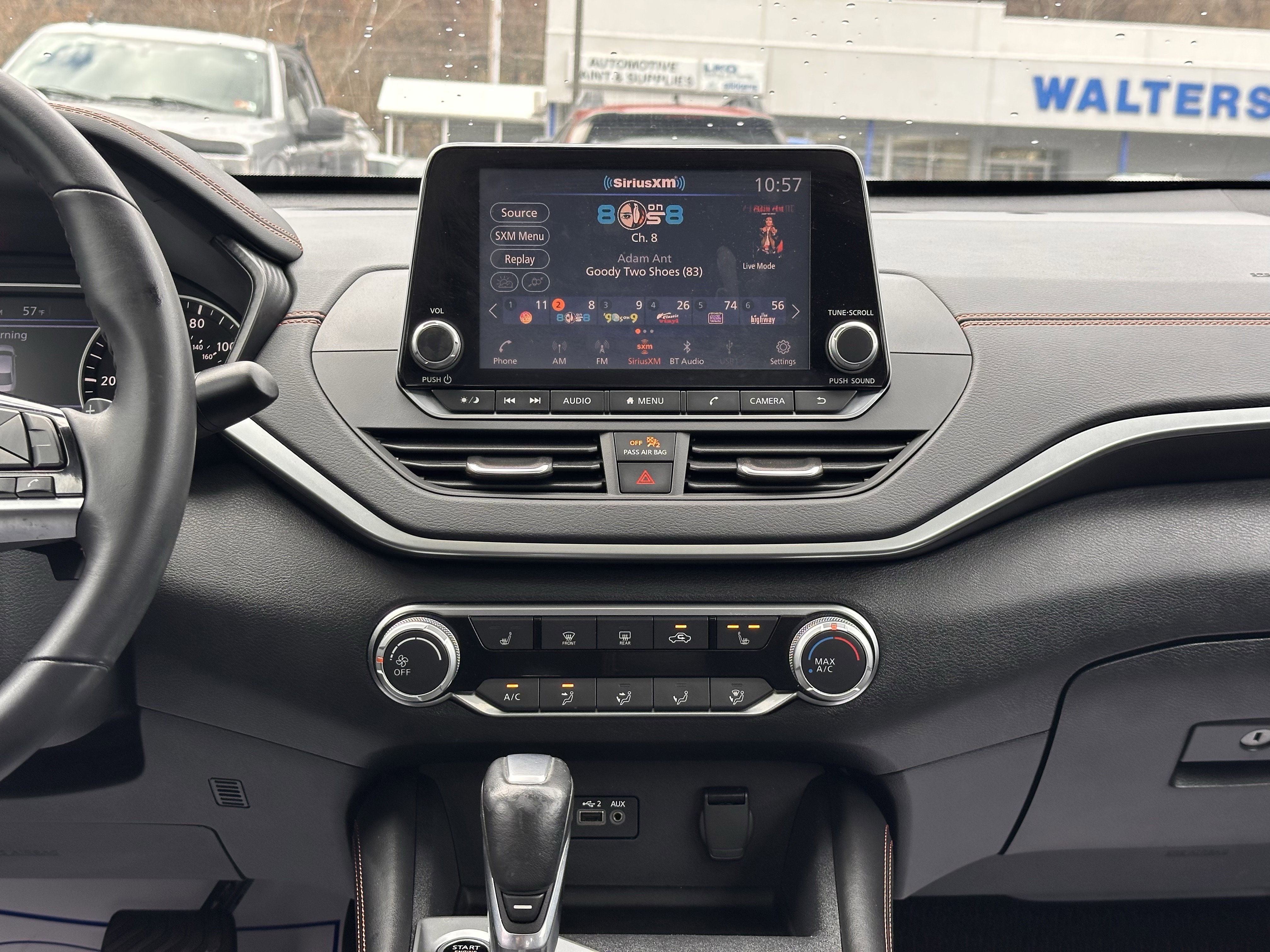 Used 2020 Nissan Altima 2.5 SR w/ Premium Package image 12