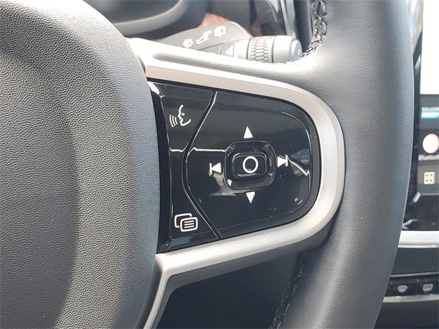 New 2026 Volvo V60 B5 Cross Country Plus w/ Protection Package Premier image 19