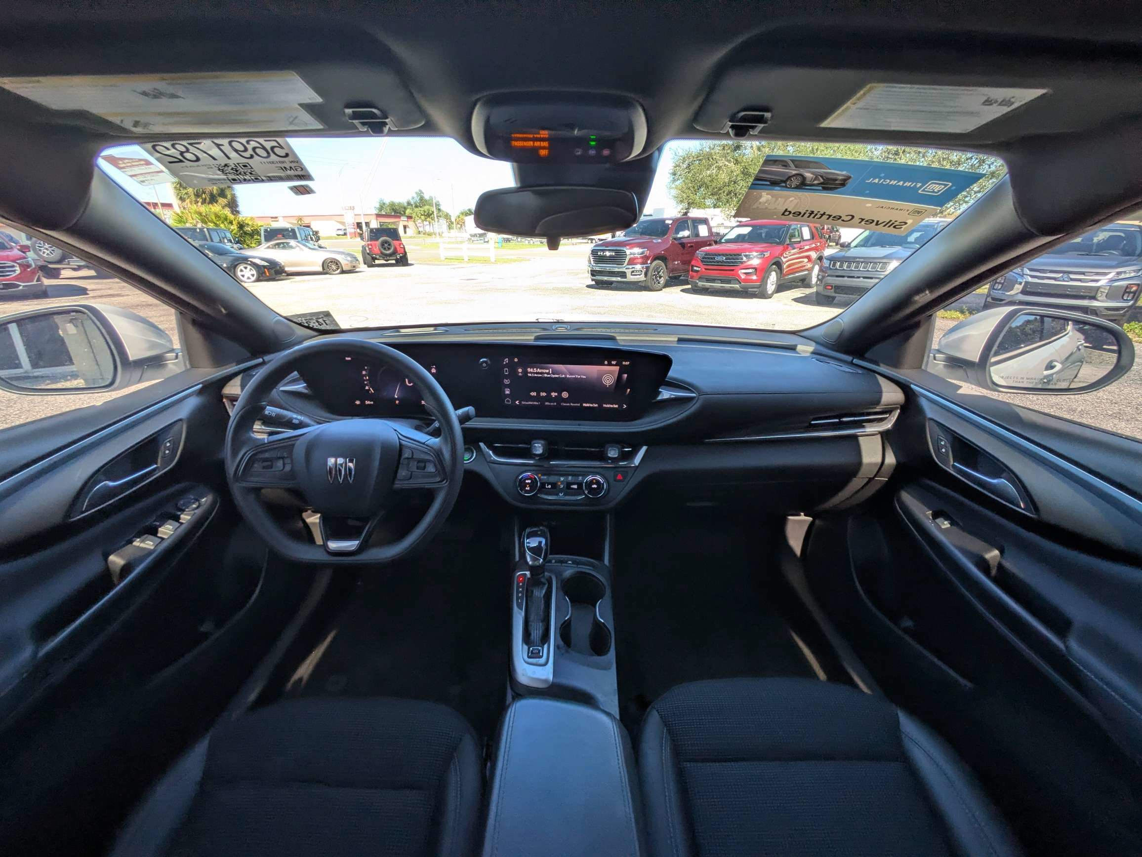 Used 2024 Buick Envista Preferred FWD image 30