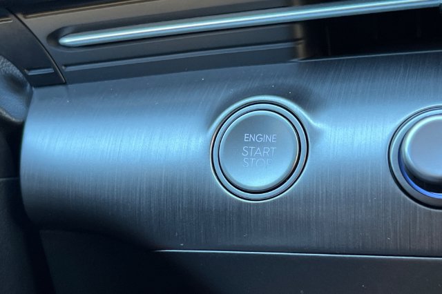 New 2027 Hyundai Kona SE FWD image 21