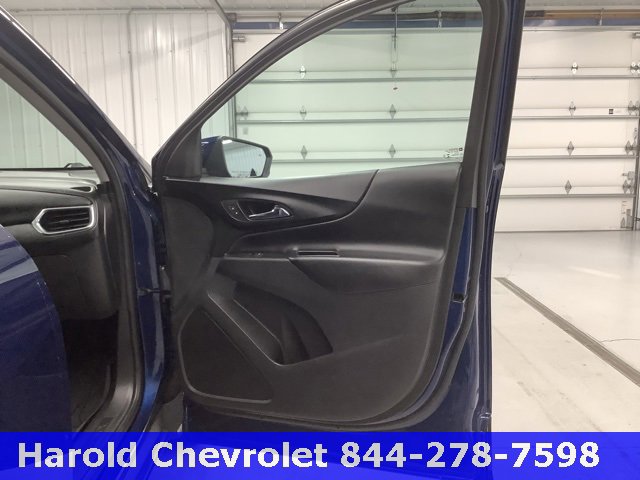 Used 2023 Chevrolet Equinox LT image 9