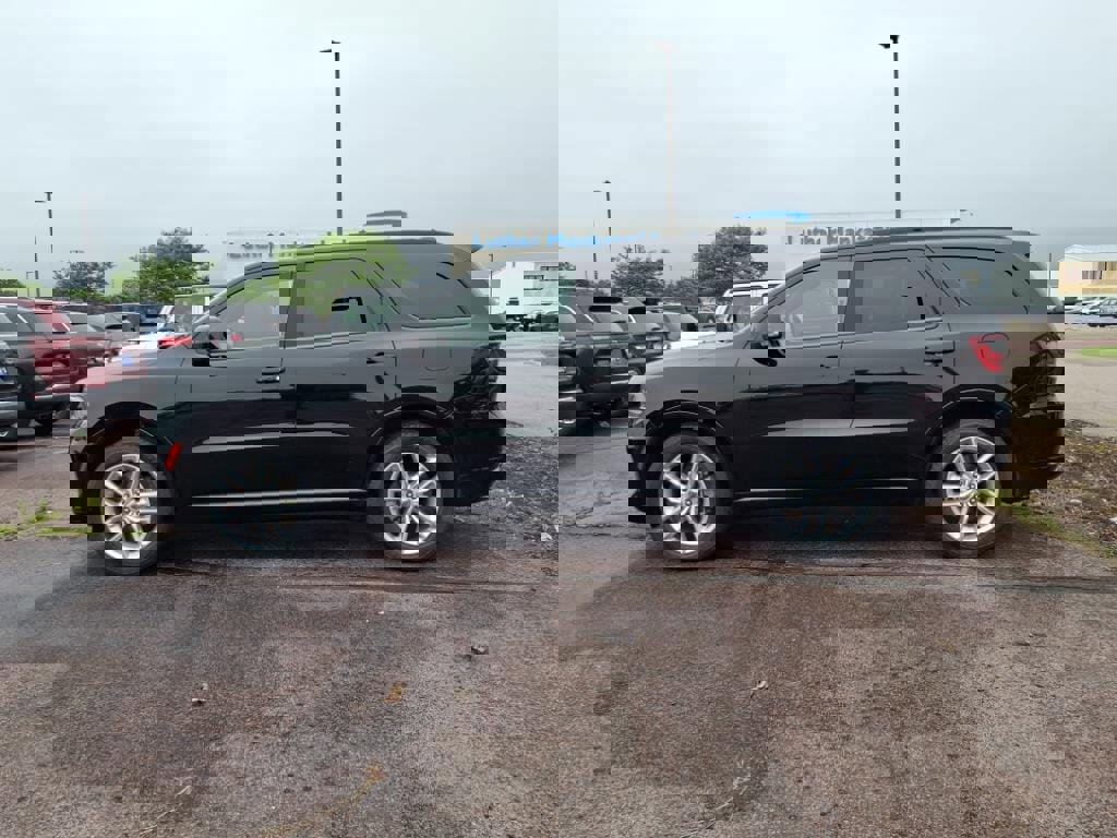 Used 2023 Dodge Durango GT image 16