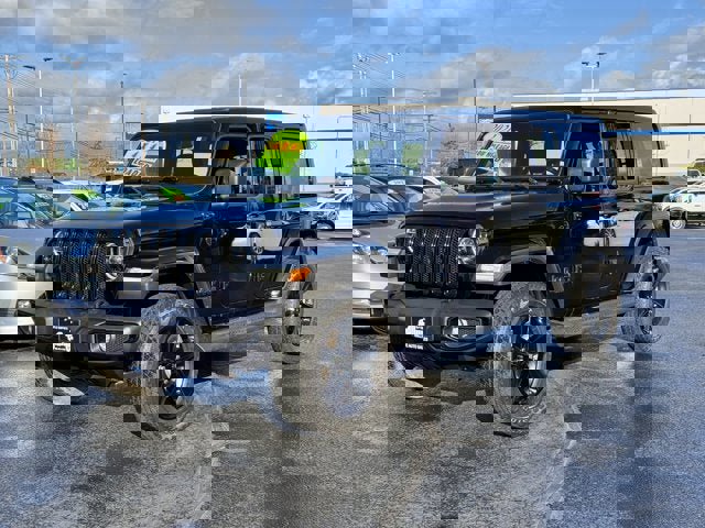 Used 2021 Jeep Wrangler Unlimited Sahara image 1