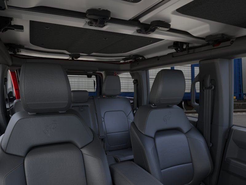 New 2025 Ford Bronco Badlands image 13