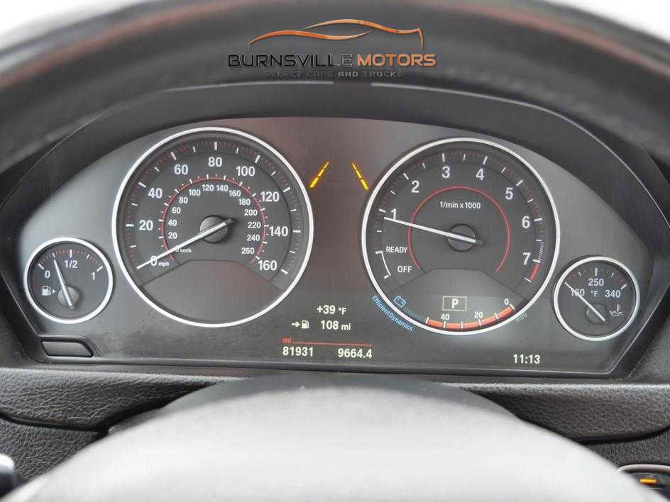 Used 2018 BMW 330i xDrive Sedan w/ Premium Package image 18