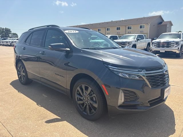 Used 2022 Chevrolet Equinox RS w/ RS Leather Package AWD/4WD image 1