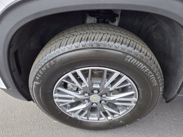Used 2026 Chevrolet Traverse LT AWD/4WD image 26