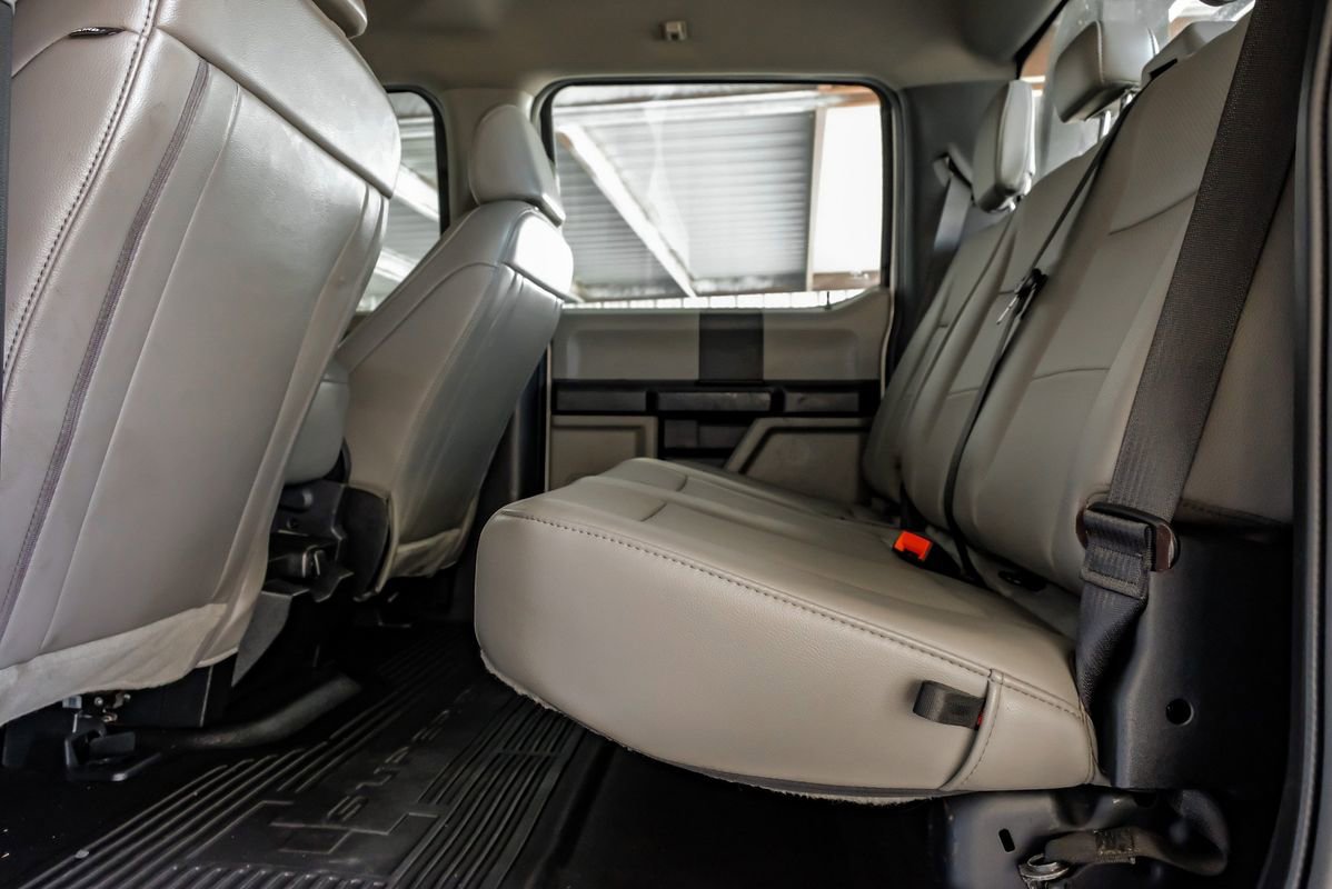 Used 2021 Ford F550 4x4 Crew Cab Super Duty w/ Power Equipment Group image 35