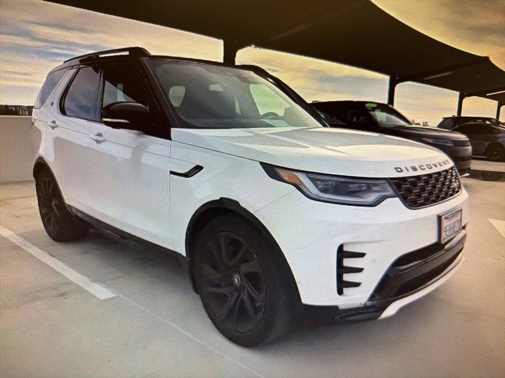 Used 2023 Land Rover Discovery S R-Dynamic image 2