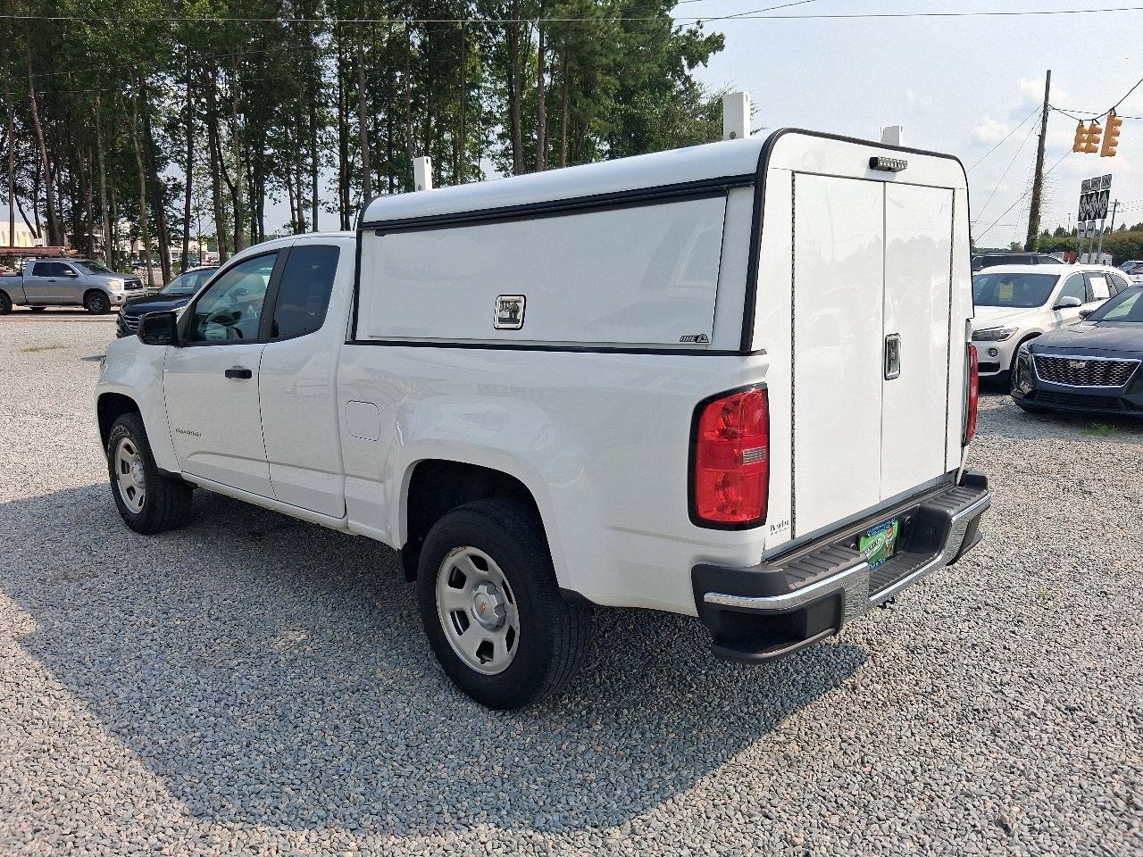 Used 2021 Chevrolet Colorado W/T w/ WT Convenience Package AWD/4WD image 3