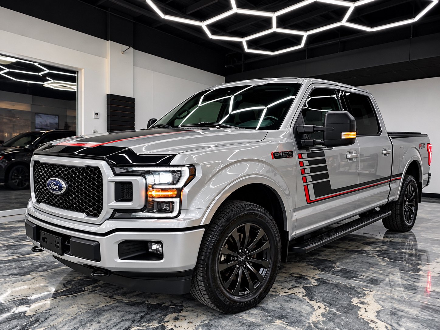Used 2019 Ford F150 Lariat w/ Equipment Group 502A Luxury AWD/4WD image 1