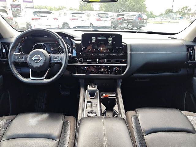 Certified 2024 Nissan Pathfinder SL w/ Cargo Package AWD/4WD image 15