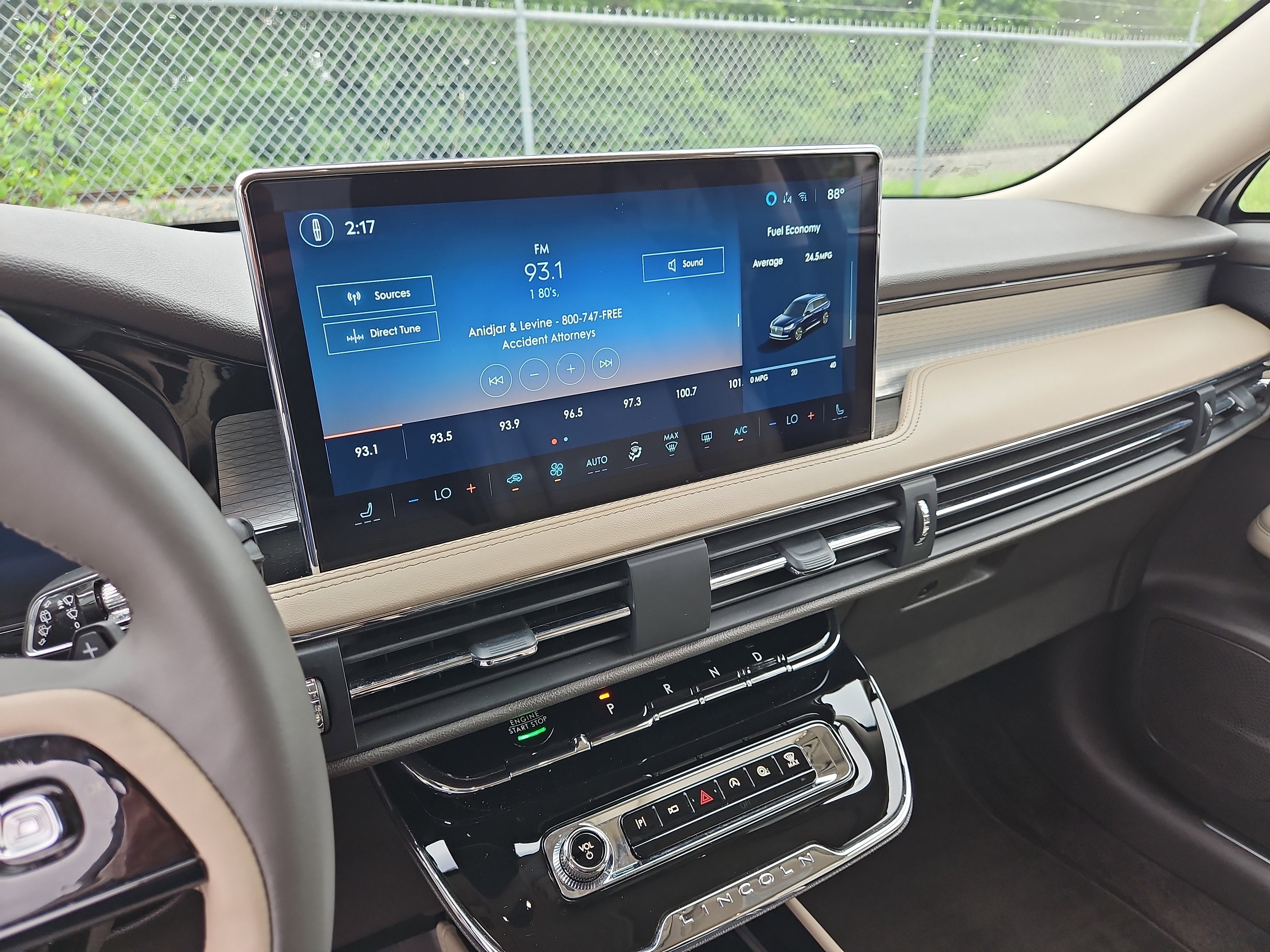 Certified 2024 Lincoln Corsair FWD image 17